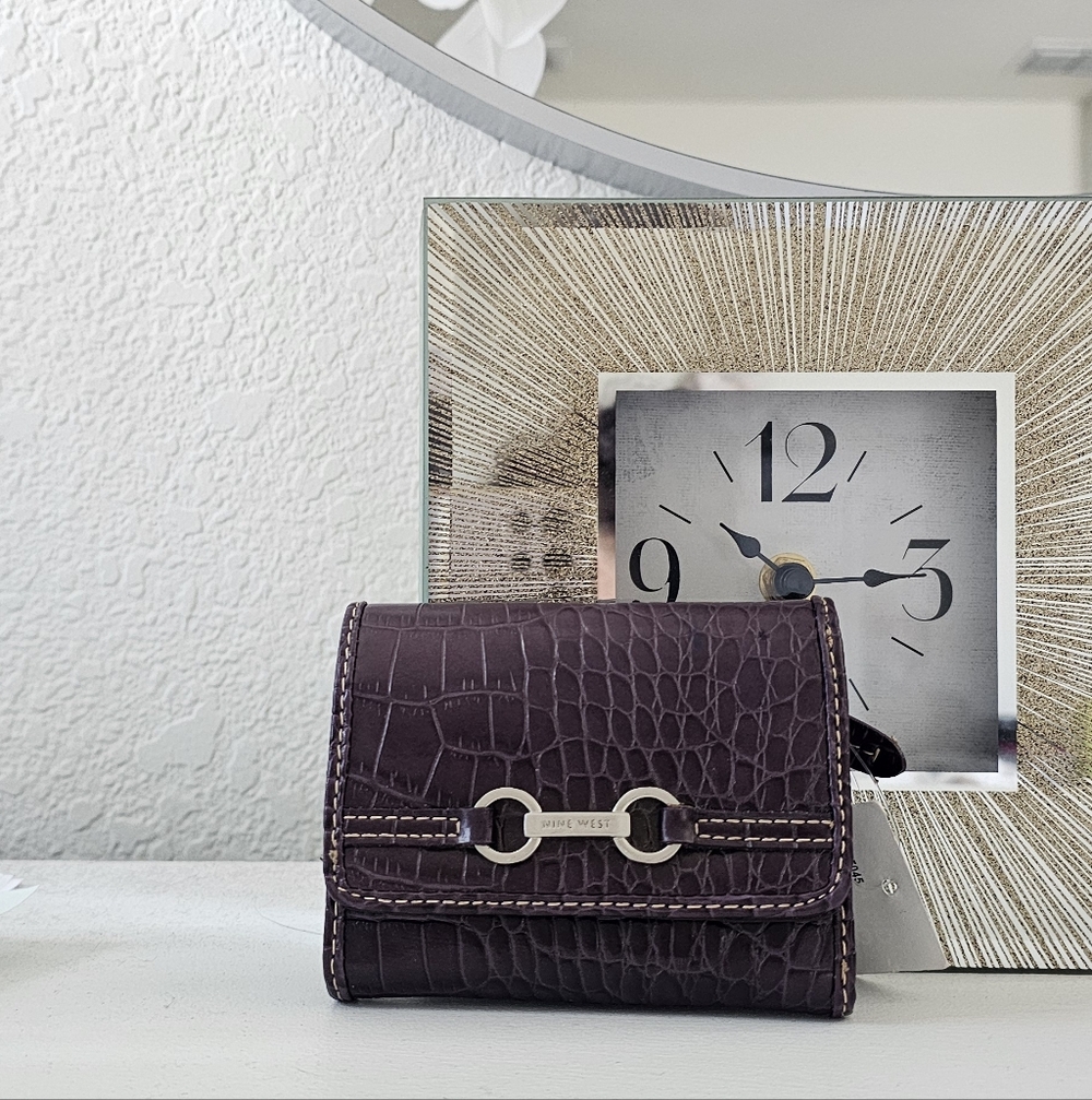 NWT Ninewest wallet This Nine West crocodile-embossed Trifold Horsebit Wallet